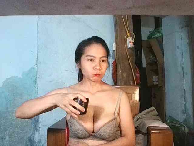 EllaShow93