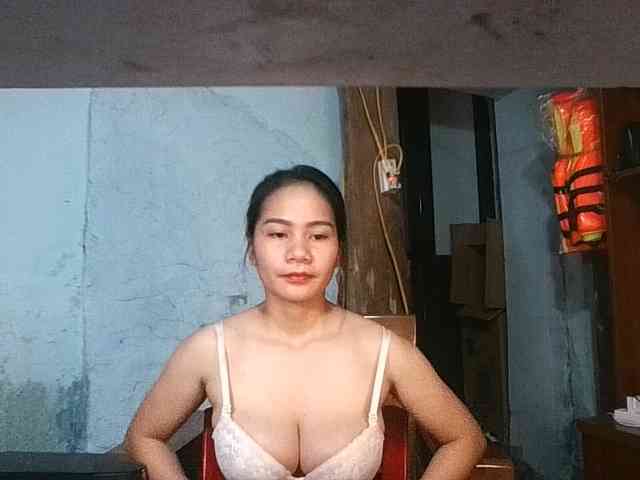EllaShow93