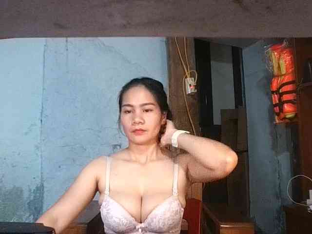 EllaShow93