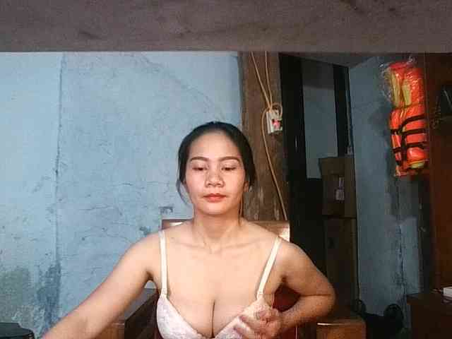 EllaShow93