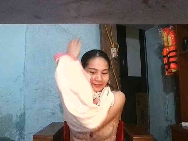 EllaShow93