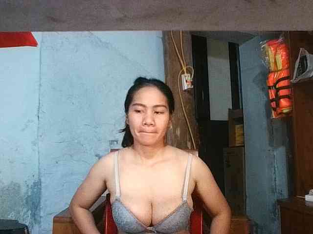 EllaShow93