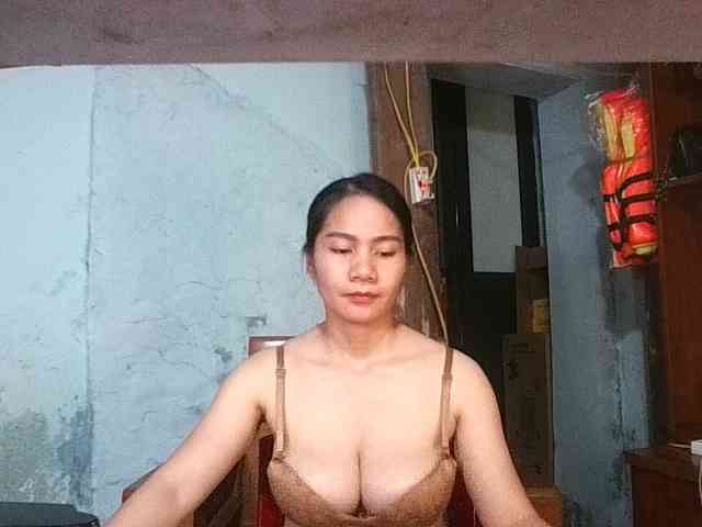 EllaShow93