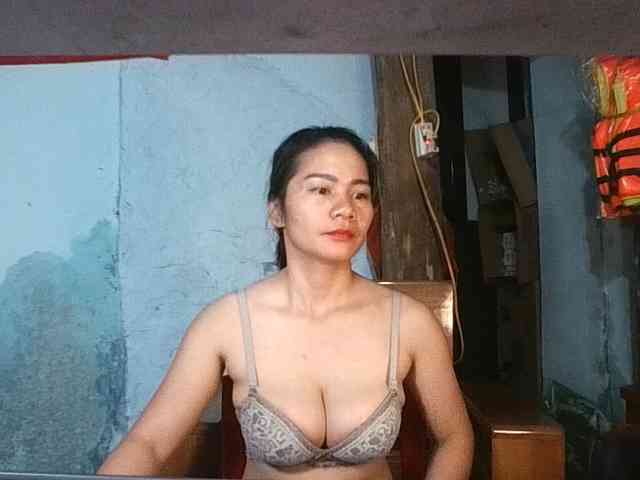 EllaShow93 webcam