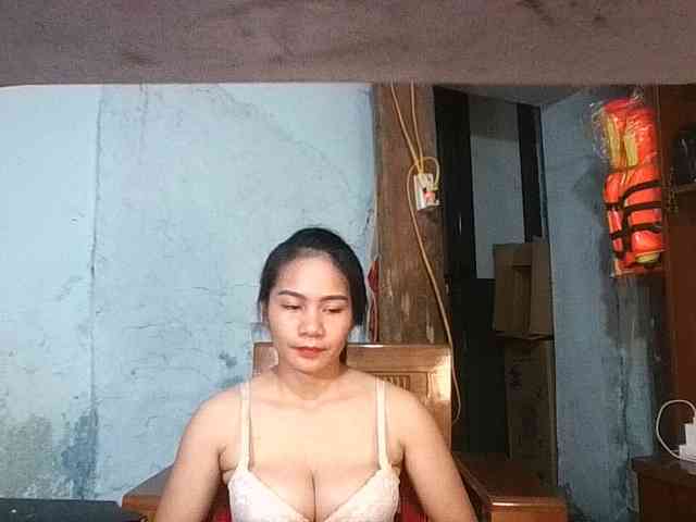 EllaShow93 webcam