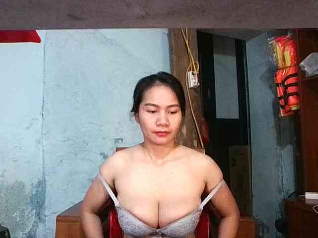 EllaShow93