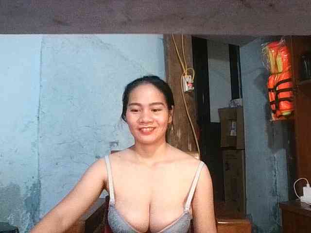 EllaShow93 webcam