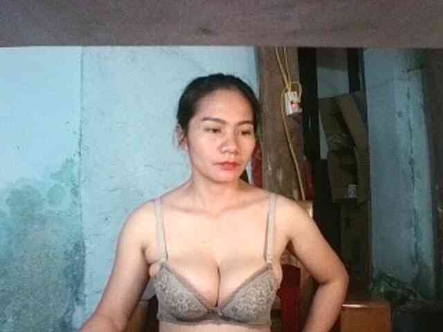 EllaShow93