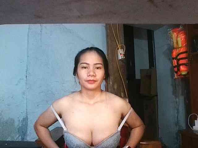 EllaShow93 webcam