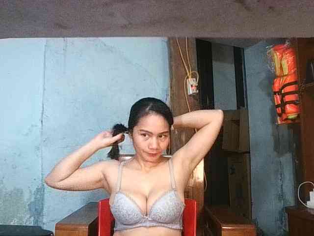 EllaShow93