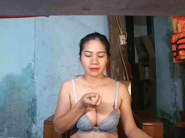 EllaShow93 webcam