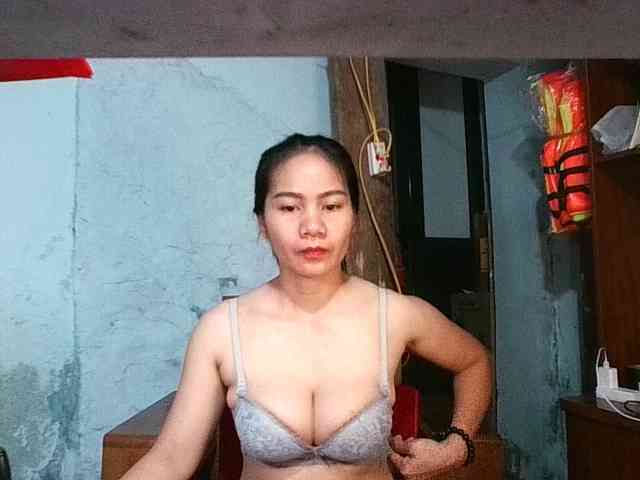 EllaShow93 webcam