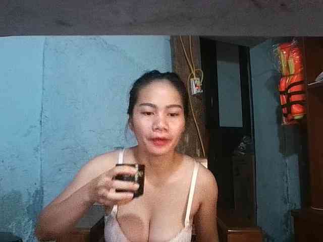 EllaShow93 webcam