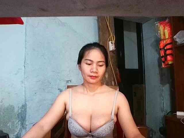 EllaShow93