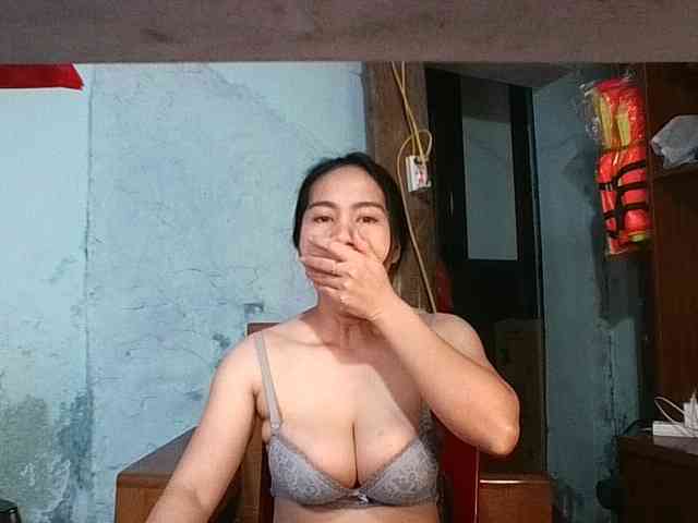 EllaShow93
