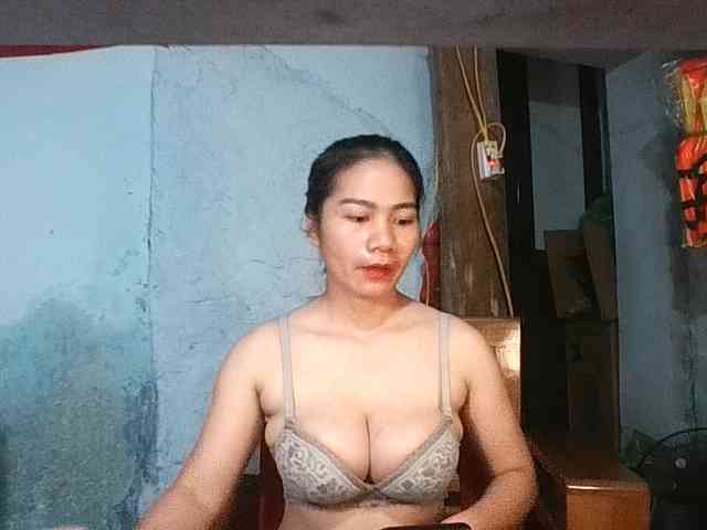 EllaShow93 webcam