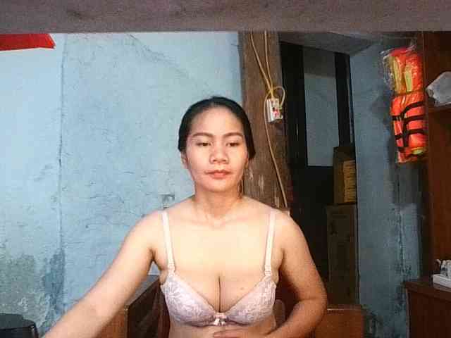 EllaShow93 webcam