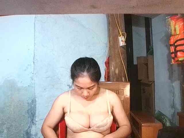 EllaShow93
