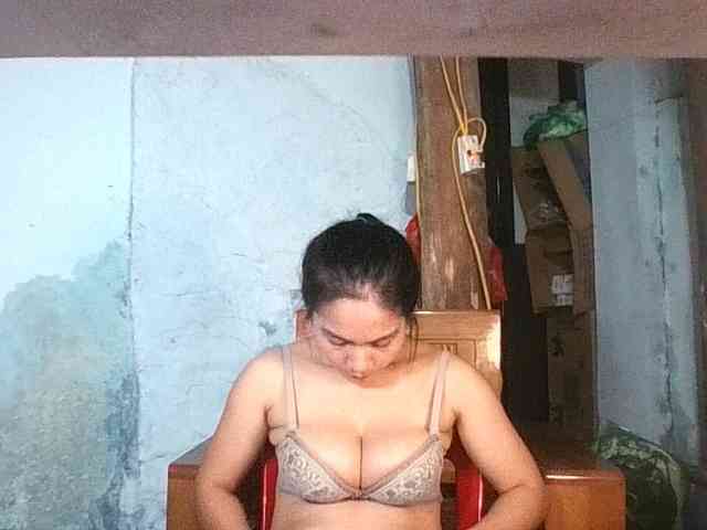 EllaShow93