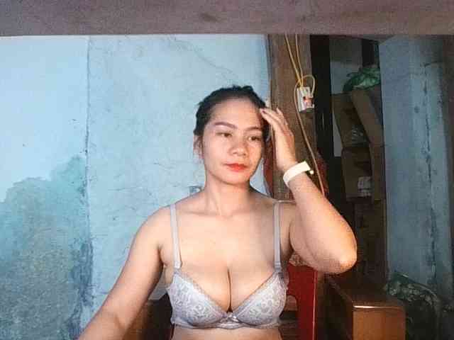 EllaShow93