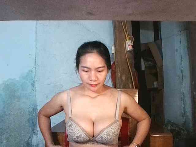 EllaShow93