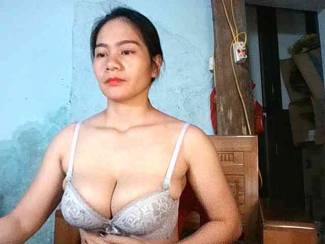 EllaShow93