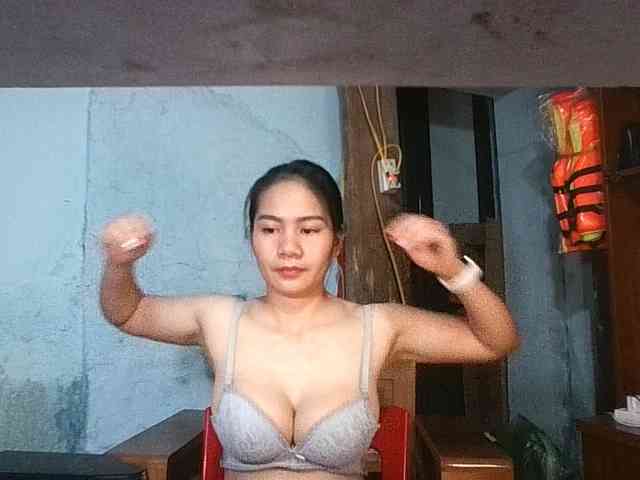 EllaShow93