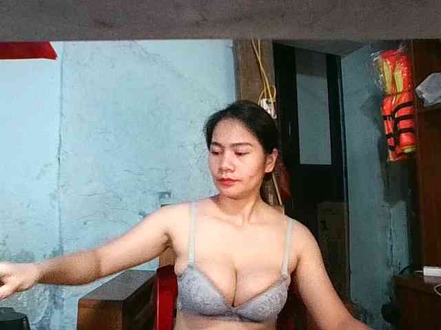 EllaShow93