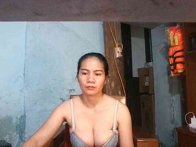 EllaShow93 webcam