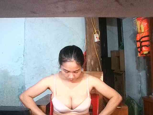 EllaShow93