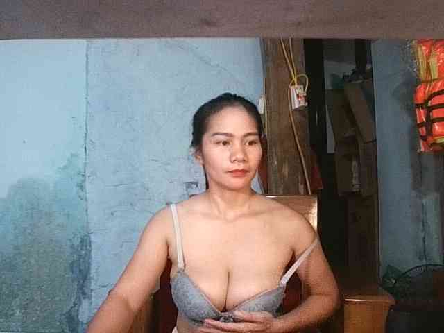 EllaShow93