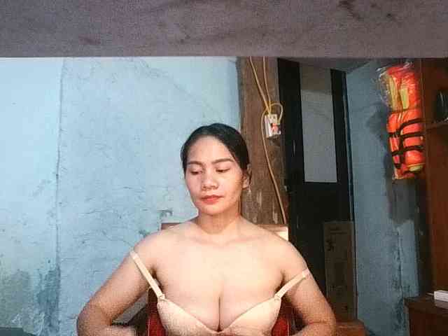 EllaShow93