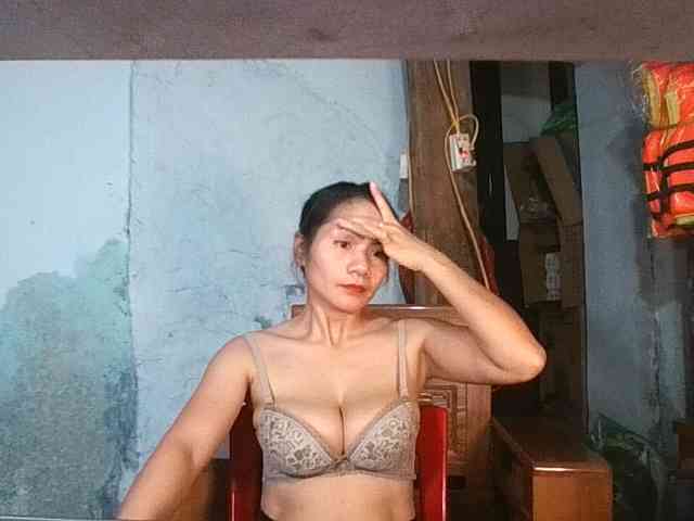 EllaShow93