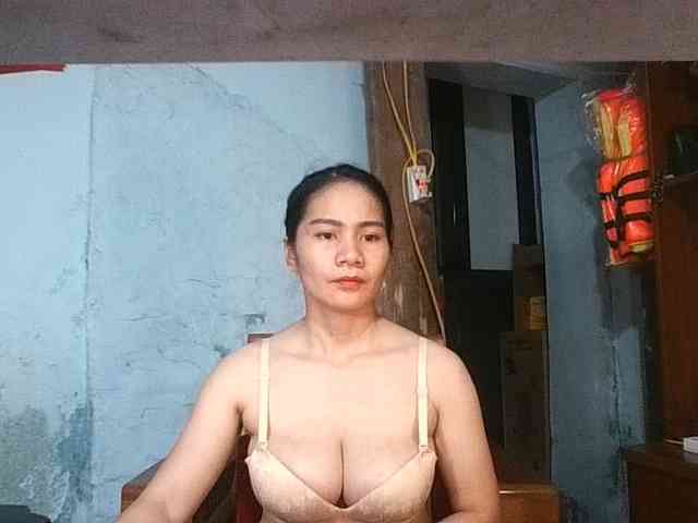 EllaShow93