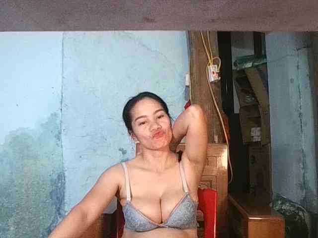 EllaShow93