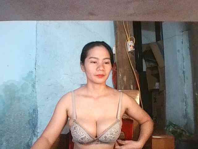 EllaShow93