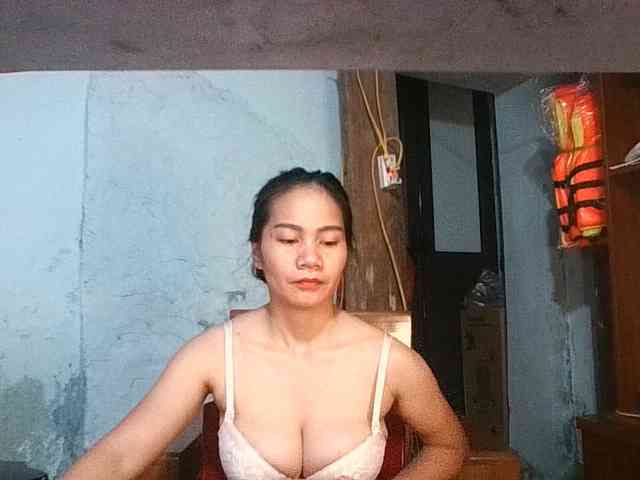 EllaShow93