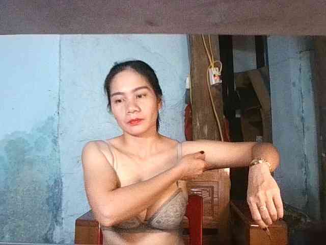 EllaShow93