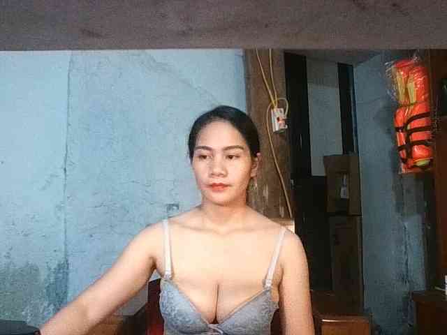 EllaShow93