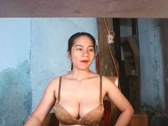EllaShow93