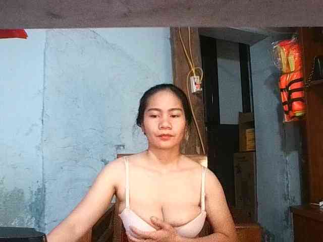 EllaShow93 webcam