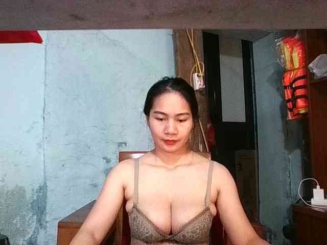 EllaShow93