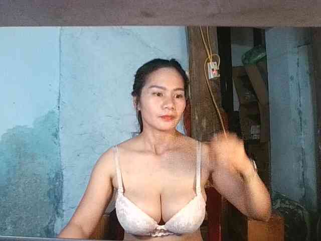EllaShow93