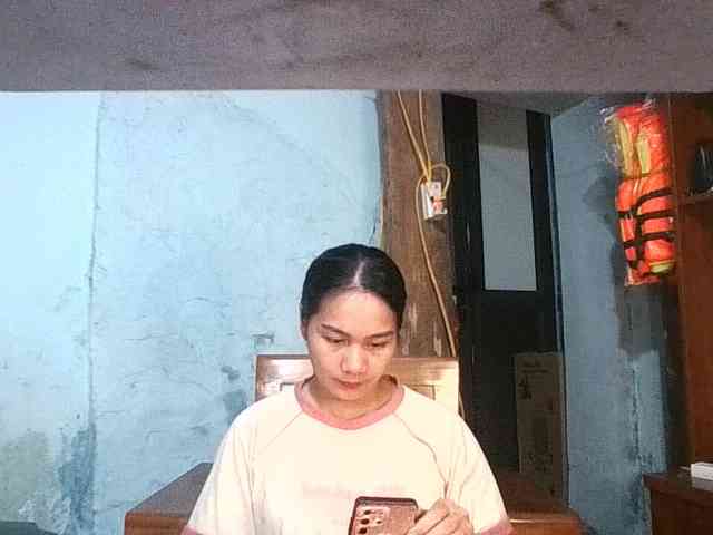EllaShow93