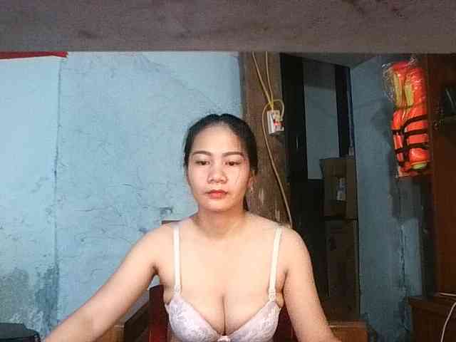 EllaShow93 webcam