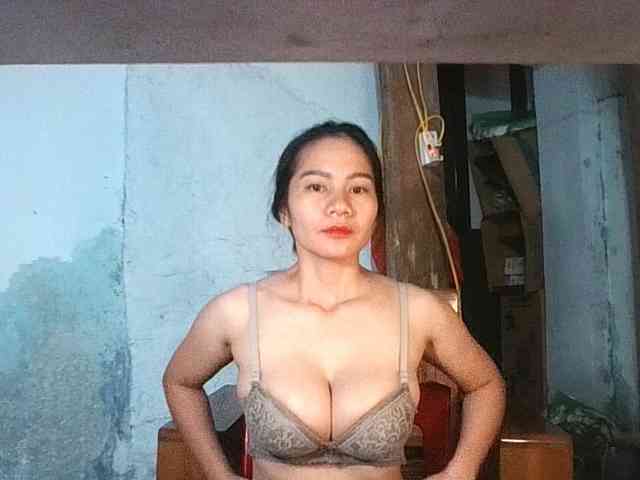 EllaShow93
