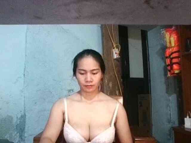 EllaShow93
