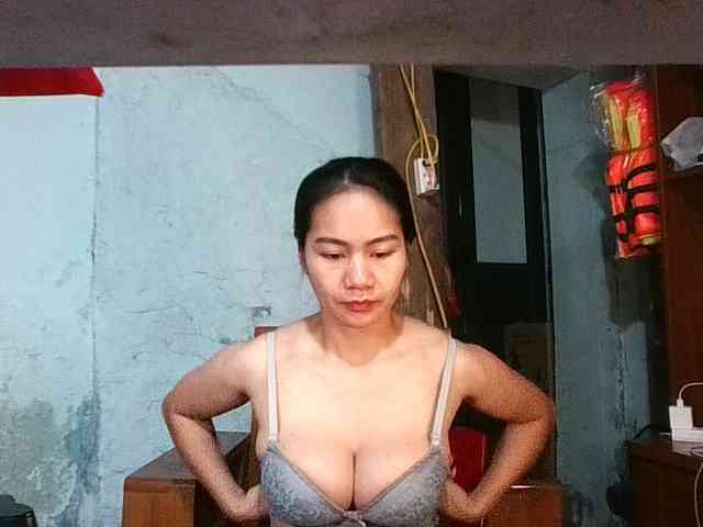 EllaShow93
