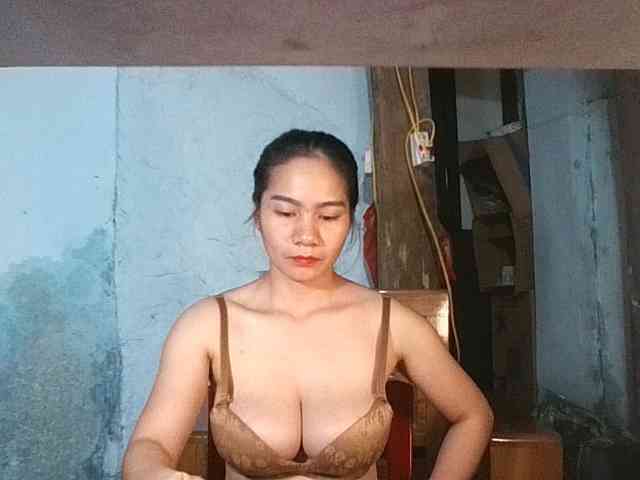 EllaShow93