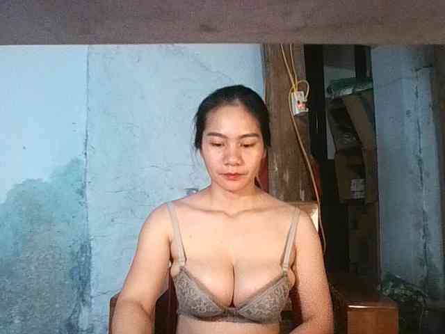 EllaShow93